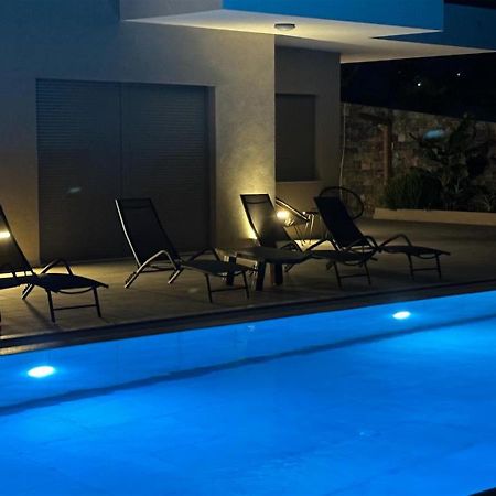 Villa Pelagia Sea View อาเยีย เปลาเยีย ภายนอก รูปภาพ